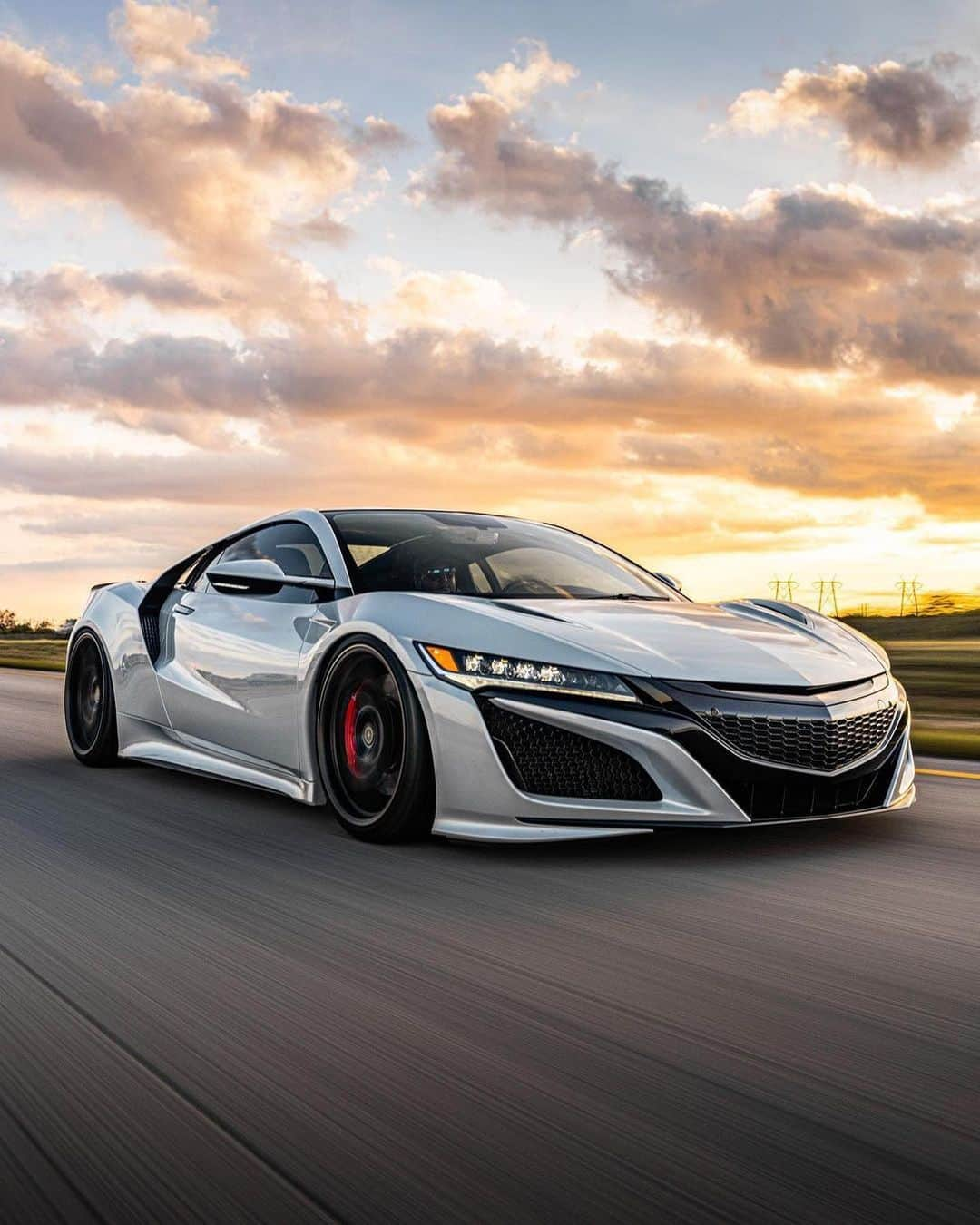 CARLiFESTYLEさんのインスタグラム写真 - (CARLiFESTYLEInstagram)「Acura NSX on @vossen. Thoughts? Photo @kfletchphotography @diego_vossen #carlifestyle」2月28日 22時49分 - carlifestyle