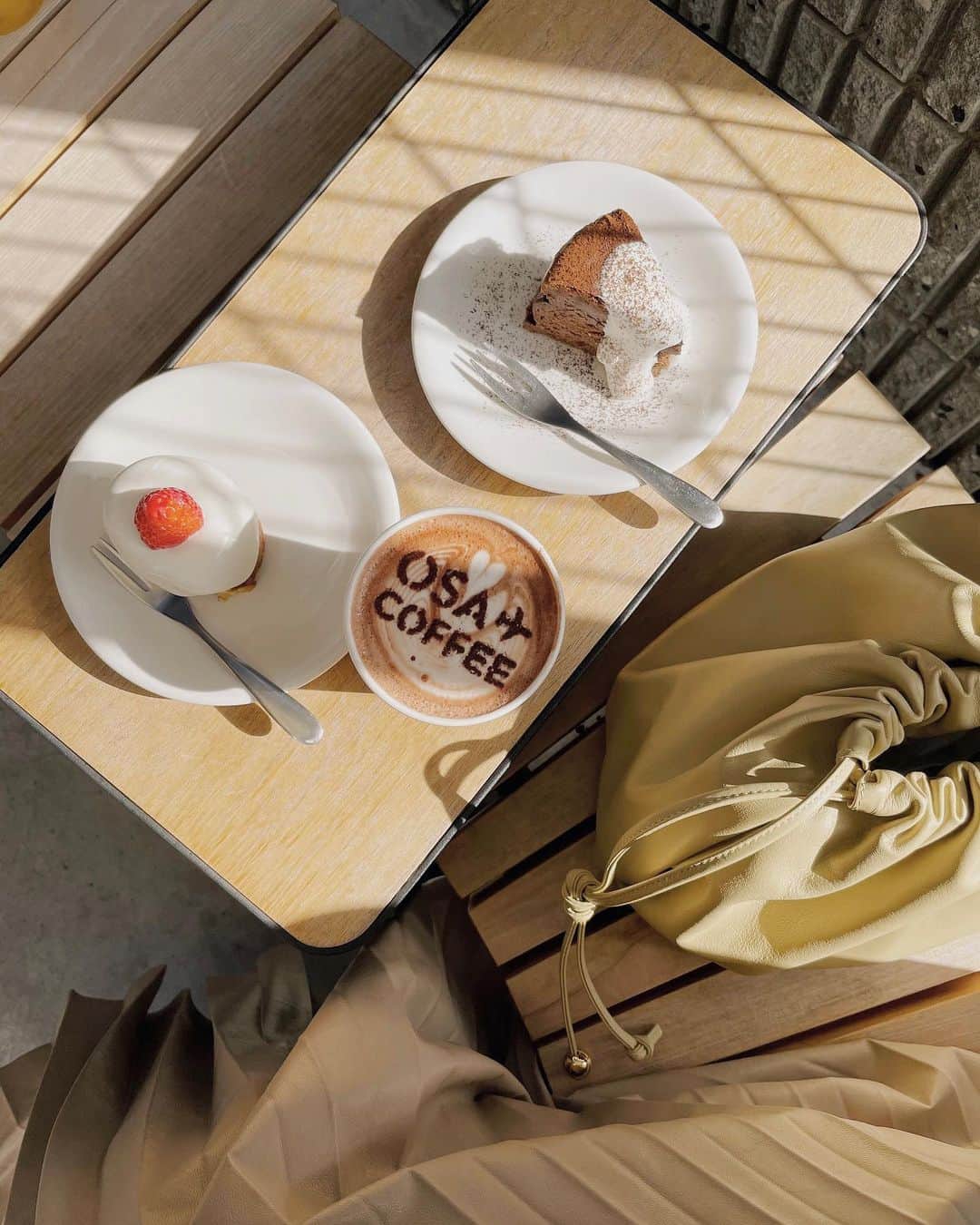 左近鈴乃さんのインスタグラム写真 - (左近鈴乃Instagram)「OSA COFFEE ✈︎☕️🌞 #osacoffee #中崎町カフェ」2月28日 22時55分 - suzuno_sakon