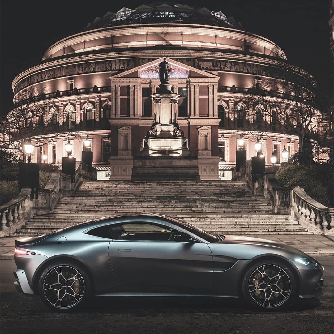 アストンマーチンのインスタグラム：「Watch out for the hunter.  Where would Vantage take you?  #AstonMartin #Vantage」