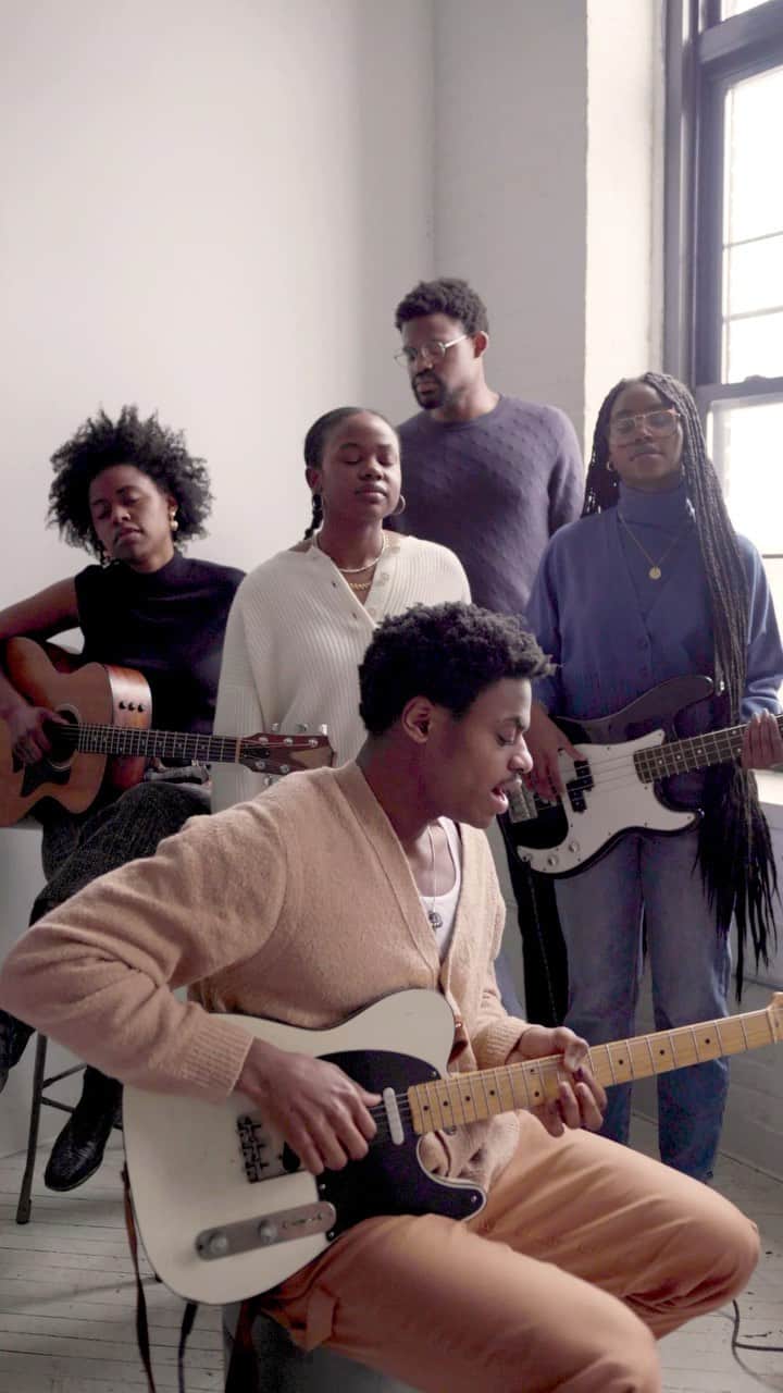 Club Monacoのインスタグラム：「As Black History Month comes to a close, we join our friends @infinitysong as they perform an original piece, Mad Love.  Thanks for joining us this Black History Month as we shared some of our favorite creators. Here's to honoring and celebrating  this month and every one after.」