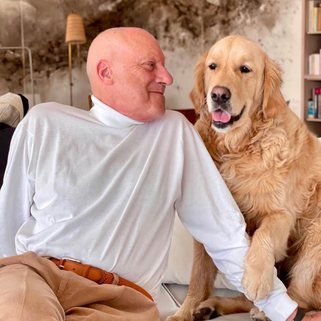 ノーマン・フォスターのインスタグラム：「Sunday with Bentley」