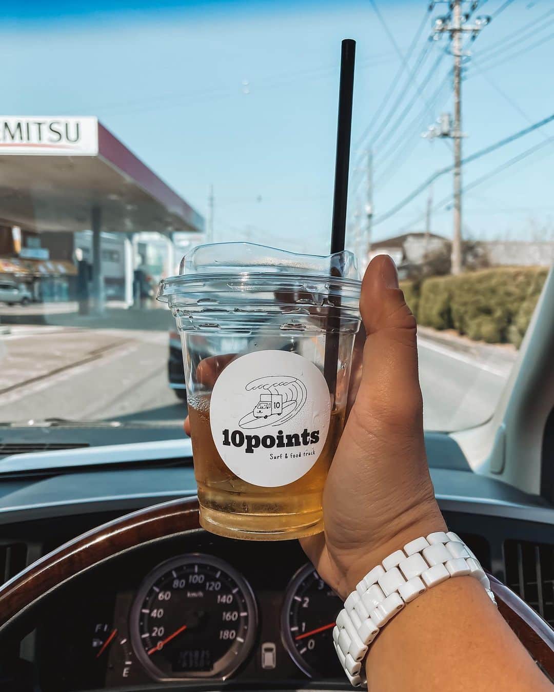 伊東大輝のインスタグラム：「🥤 『 @10points_truck 』」