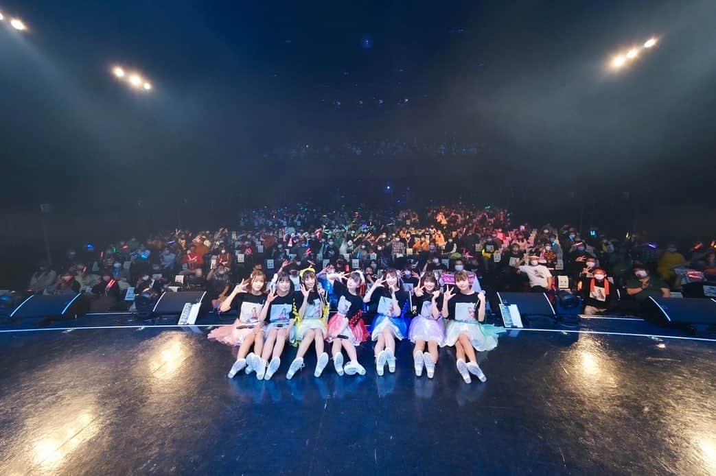 林あやののインスタグラム：「幸せです！ありがとう！ #虹色の飛行少女 #ワンマンライブ #zeppdivercity #アイドル」