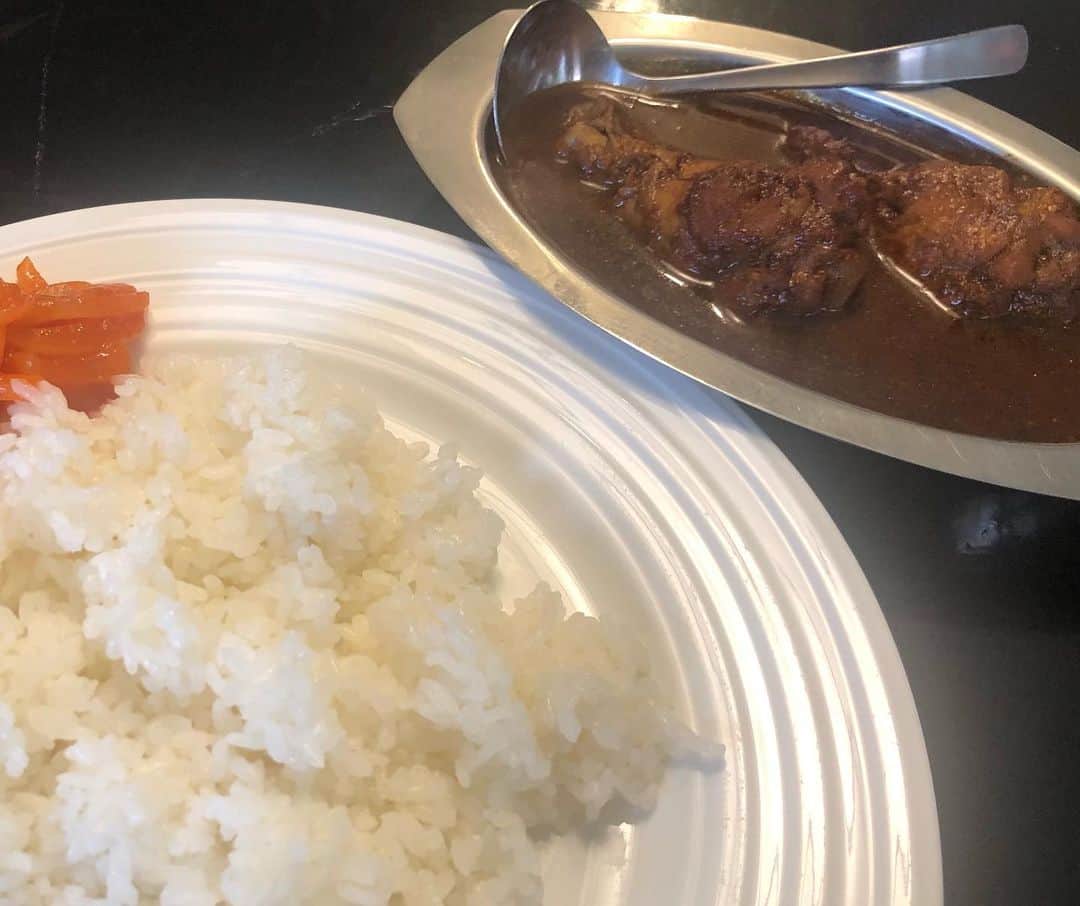 木原稔のインスタグラム：「最近人気の自宅近くにあるカレー屋さんです。」