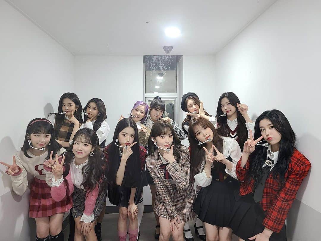 のインスタグラム：「… #IZONE #아이즈원 #アイズワン #wonyoung #장원영 #sakura #宮脇咲良 #yuri #조유리 #yena #최예나 #yujin #안유진 #nako #矢吹奈子 #eunbi #권은비 #hyewon #강혜원 #hitomi #本田仁美 #chaewon #김채원 #minju #김민주 #chaeyeon #」
