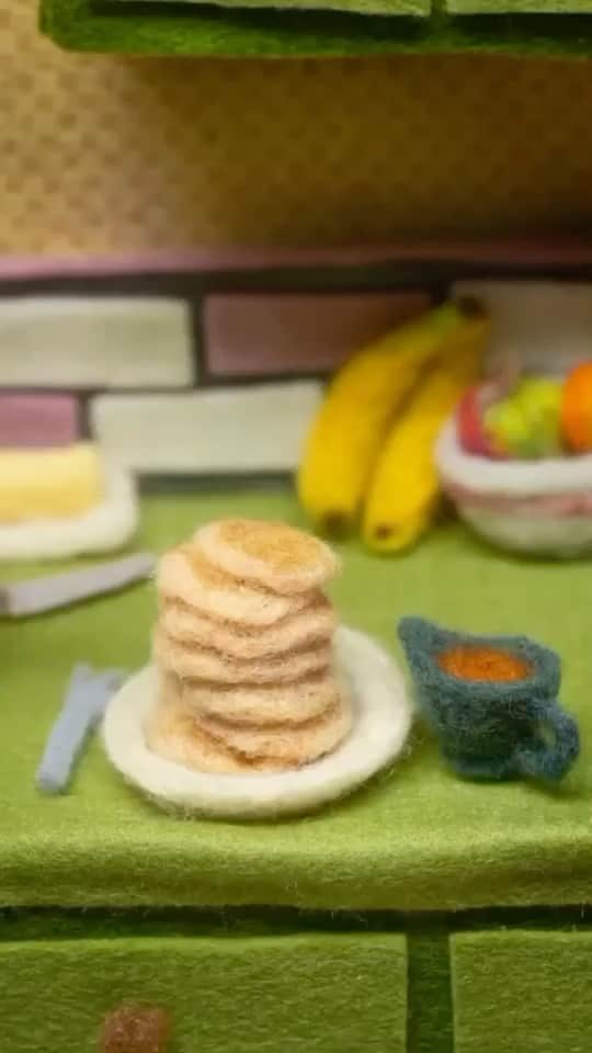 ダニジョーのインスタグラム：「SUNDAY STACKS 🥞 video via @andreaanimates」