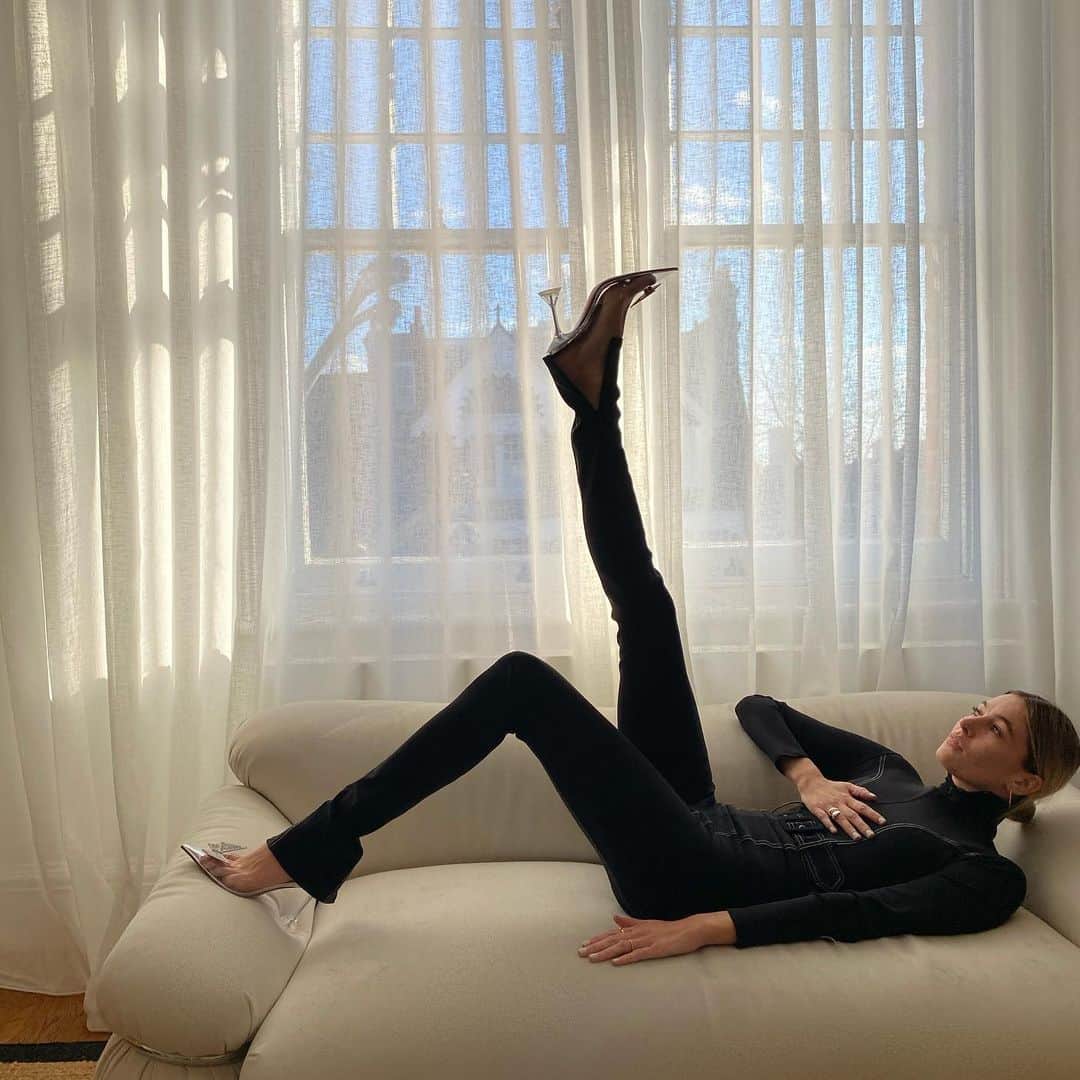 Camille Charriereのインスタグラム：「~ The Return of the Revenge Heel ~ coming soon(ish) to a pub near you」