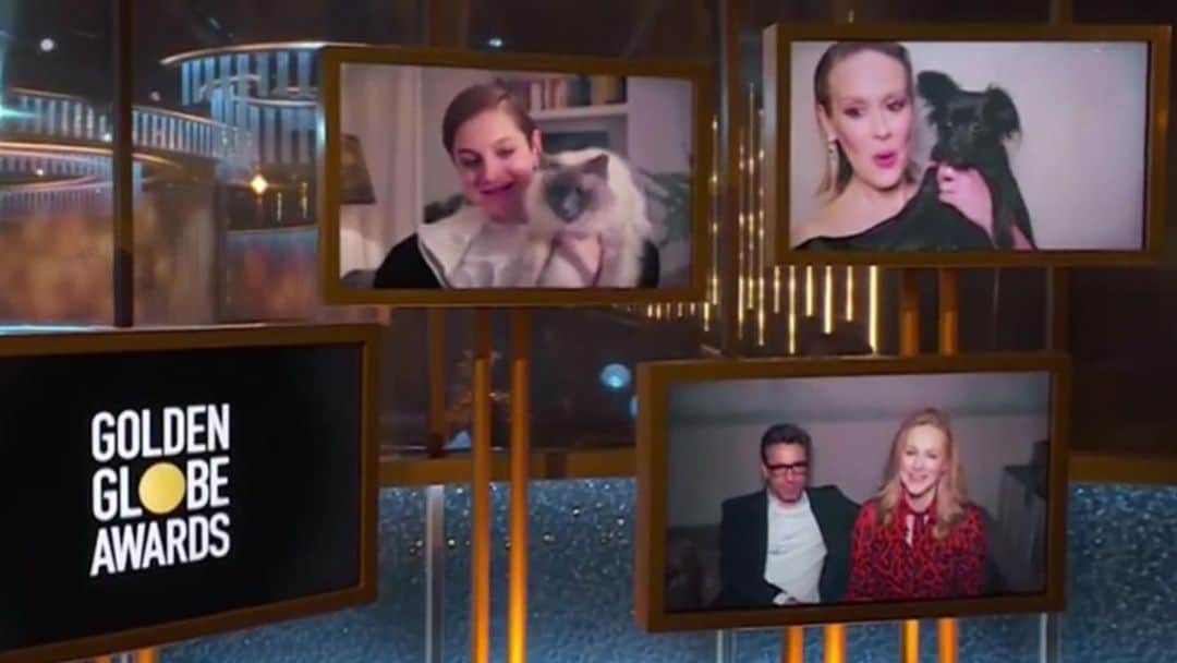 People Magazineさんのインスタグラム写真 - (People MagazineInstagram)「And the Golden Globe for cutest pet goes too... ❤️ Sarah Paulson and Emma Corrin's furry friends made an adorable cameo during this year's #GoldenGlobes! |📷: NBC」3月1日 11時18分 - people