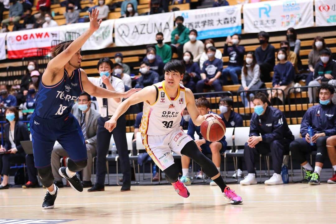 群馬クレインサンダーズさんのインスタグラム写真 - (群馬クレインサンダーズInstagram)「【2/28試合写真📷】 勝利によりプレーオフ出場決定した試合！選手のハッスルプレーがたくさん見られました😊  #群馬クレインサンダーズ」3月1日 10時13分 - gunmacrane3ders
