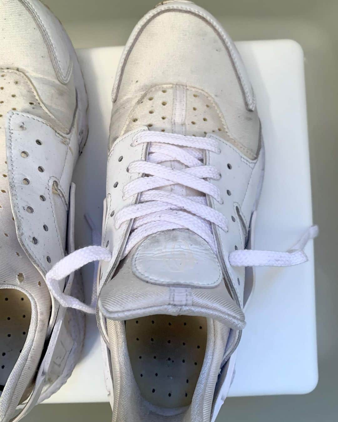 辻井亮平さんのインスタグラム写真 - (辻井亮平Instagram)「ハラチを洗ろて靴紐ガッシャーンのヤツにさしてもらいました。外せるもんなら外してみろよって感じです。  #靴紐ガッシャーン #山さん」3月1日 11時08分 - aironhed_tsujii