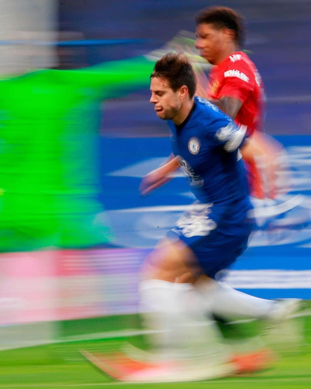 チェルシーFCさんのインスタグラム写真 - (チェルシーFCInstagram)「At full speed, @cesarazpi 💥🔥 #CHEMUN #CFC #Chelsea」3月1日 2時47分 - chelseafc