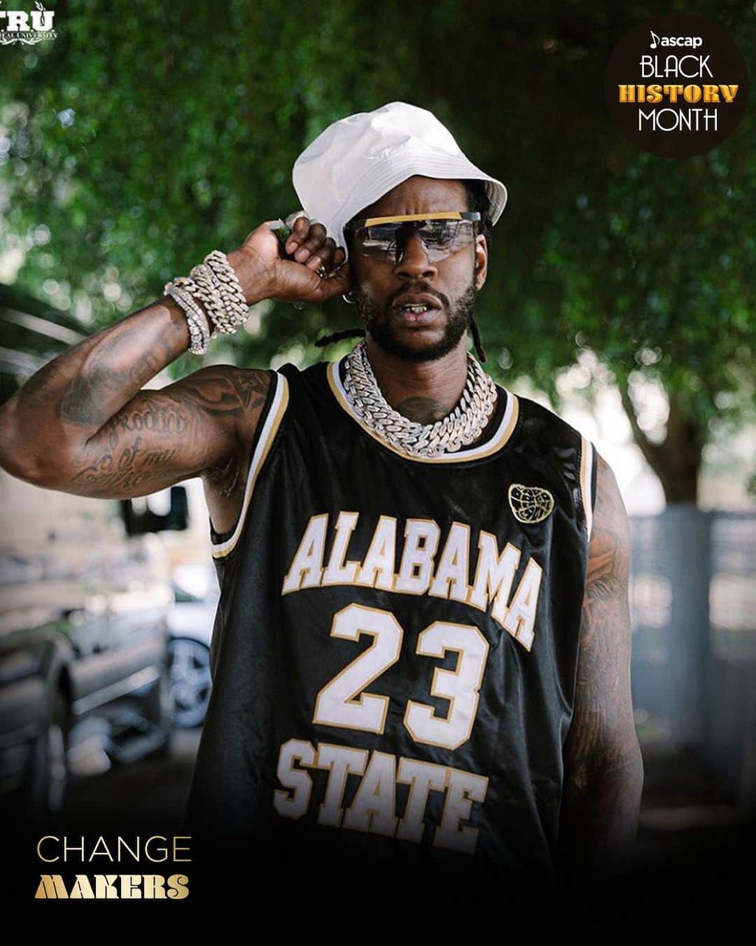 ASCAPさんのインスタグラム写真 - (ASCAPInstagram)「We dedicate the final day of our Black History Month 2021 coverage to ASCAP members whose commitment to empowering the Black community goes far beyond their music.   First up: Rap star @2chainz is giving back to the community! 👑 His Money Maker Fund grants 💰 to deserving young Black entrepreneurs, supported with a mini-series in partnership w/ YouTube Music, where the rapper reviews business pitches from HBCU students and alumni. #YouTubeBlackVoices #BHM」3月1日 2時58分 - ascap