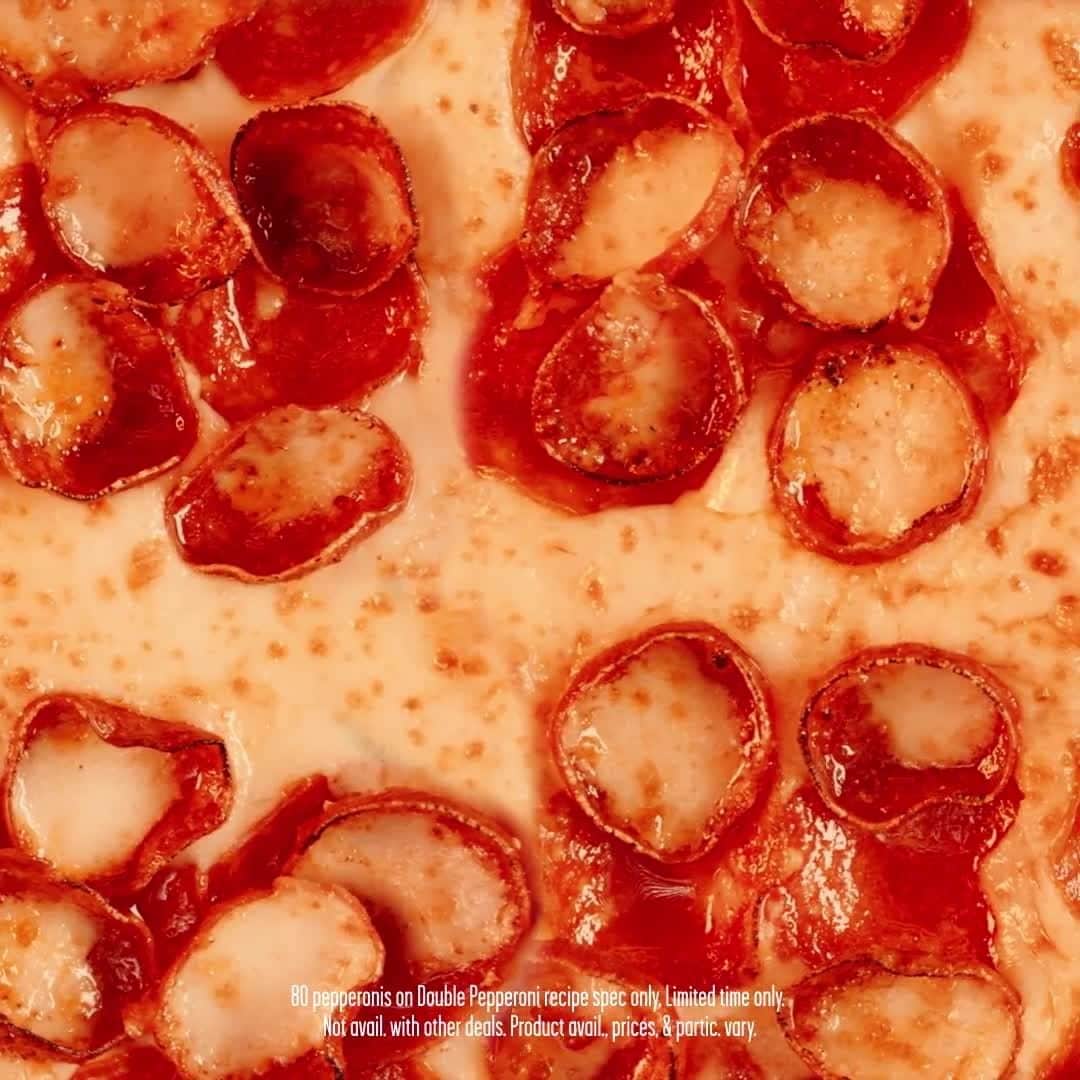 Pizza Hutのインスタグラム：「This’ll put some Double Pep in your step: New Detroit-Style Pizza with 80 pepperonis, only from Pizza Hut.」
