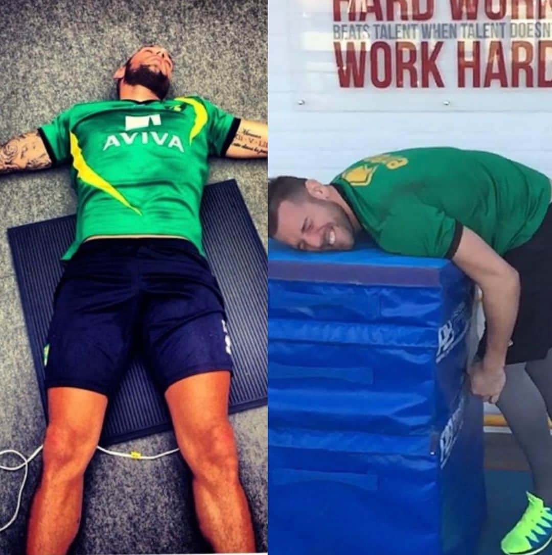 マーク・バンのインスタグラム：「Them strength/power gym sessions at Norwich with @glyn1987 when he used to beast me in the gym.  How important gym sessions are to goalkeepers wanting to improve there power to make saves on the grass. ✈️ 📸」