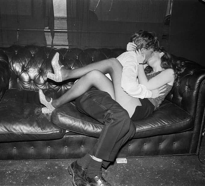 AnOther Magazineのインスタグラム：「#SundayLove – The Agony & The Ecstasy by Bob Carlos Clarke ⁠⁠ ⁠⁠ See more of Clarke’s highly-charged series – which captures young lovers and nightlife in the 1990s – at the link in our bio 📲⁠⁠」
