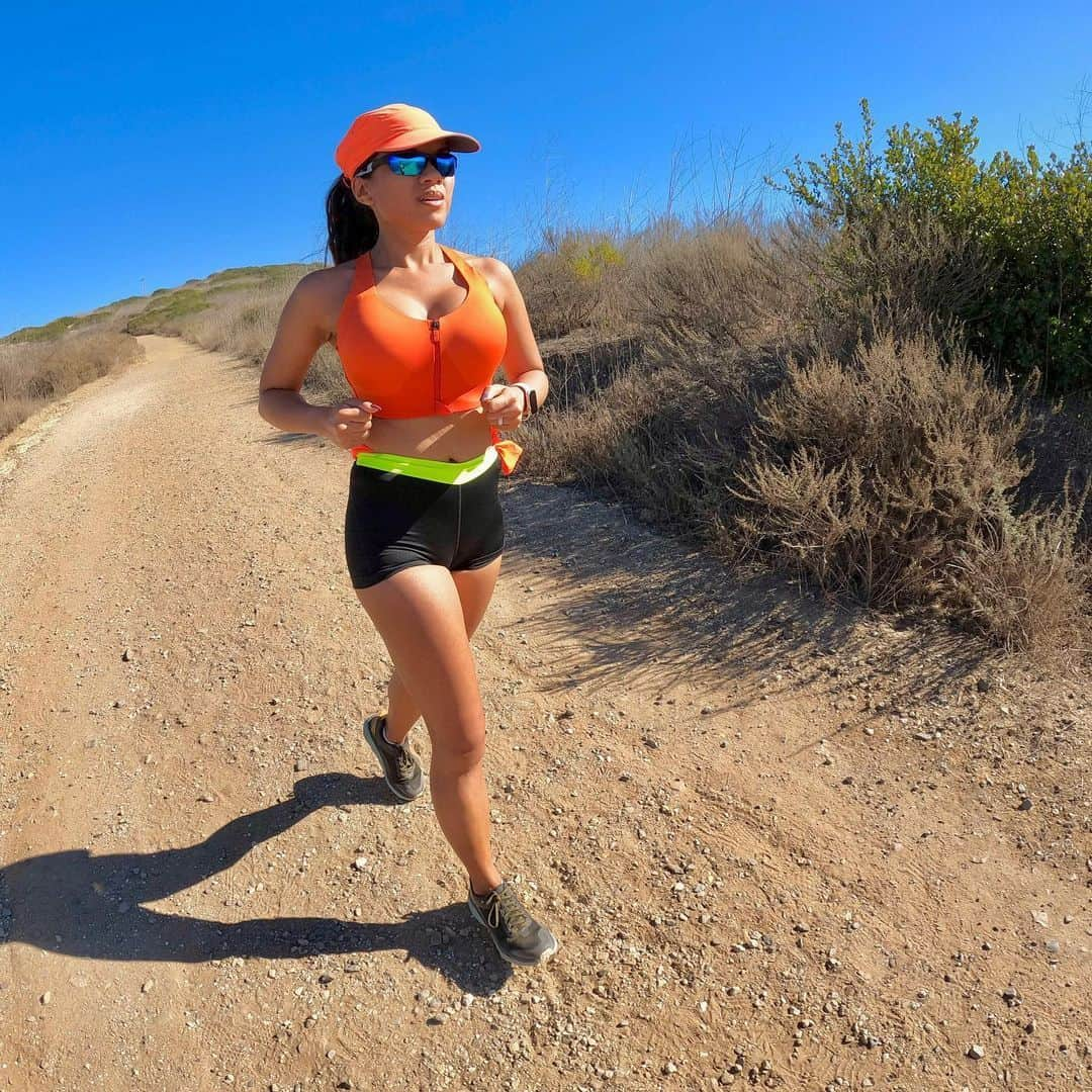 runplanetのインスタグラム：「@tredrunning: Waiting for the warm weather to return. ⠀ #runplanet #runnerlife #runhard #runninggoals #runtraining #igrunners #halfmarathoner #runningclub #runninglifestyle #runninggoals #runners_of_insta #runninggirl #instarunners #runningpassion #runnerslife #happyrunner #runnersworld #runtoinspire」