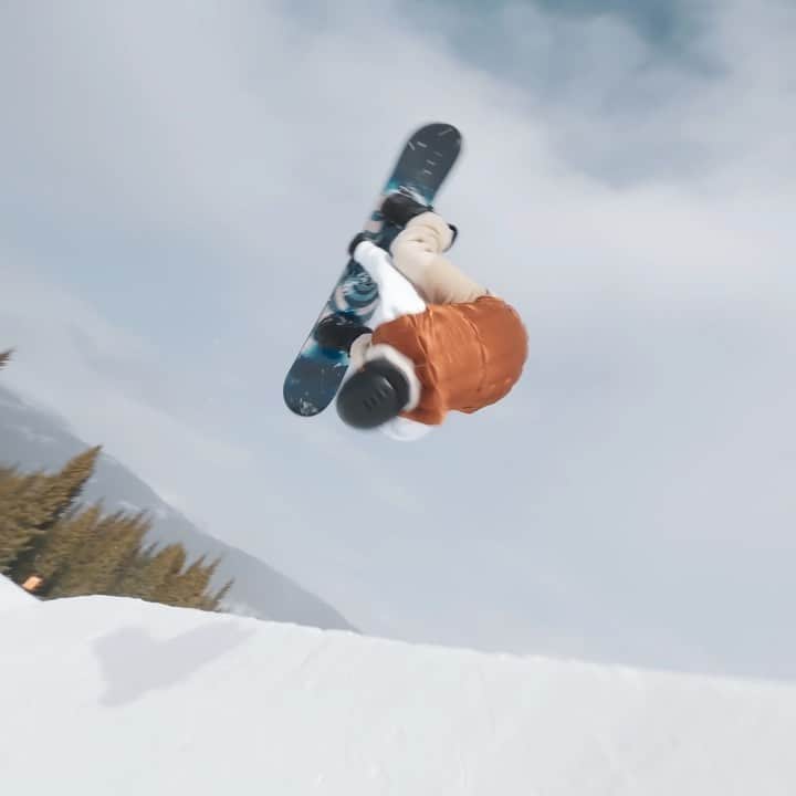 ショーン・ホワイトのインスタグラム：「Mini ramp champ 🎥 @colepates」