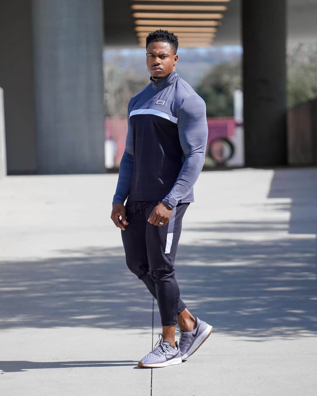 Simeon Pandaさんのインスタグラム写真 - (Simeon PandaInstagram)「Positive actions follow positive vision @boohoomanofficial⁣ ⁣ #simeonpanda #boohooman #mensfashion #menstyle #menstyleguide #mensstyle #mensshoes #mens #menswear #la #losangeles #malemodel #model #fashion #style #swag #drip」3月1日 5時39分 - simeonpanda