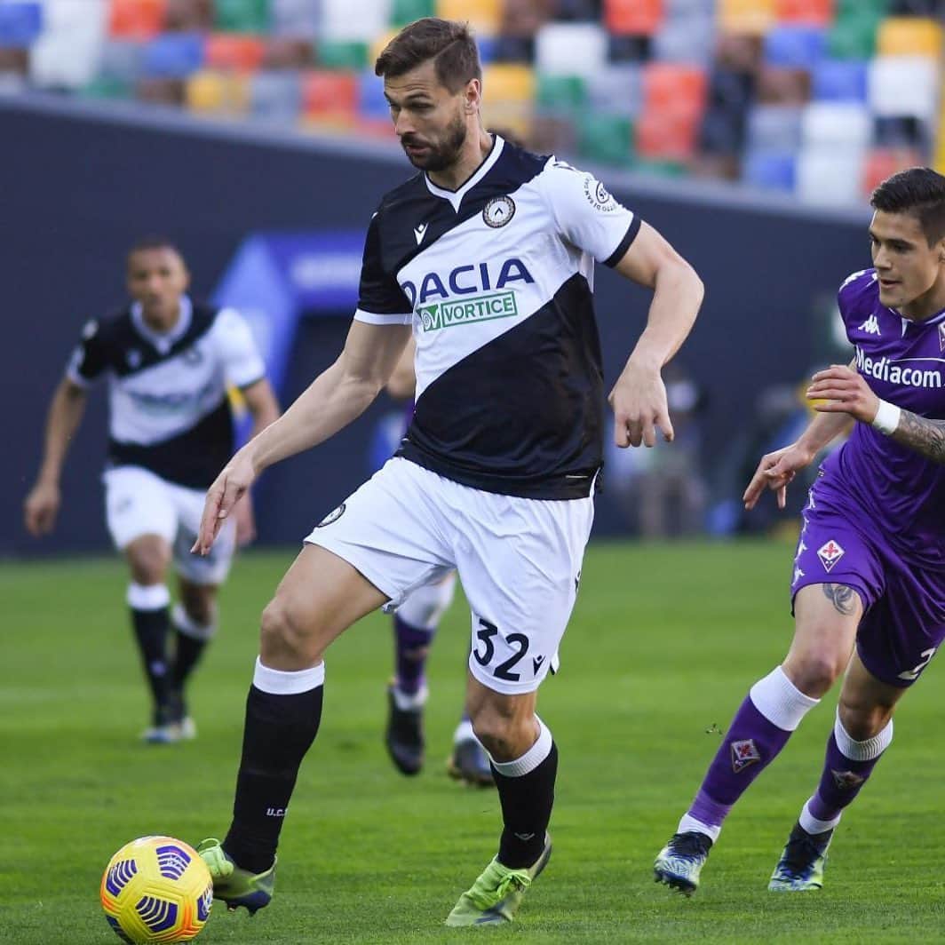 のインスタグラム：「Importantissima vittoria #ForzaUdinese #AlèUdin #SerieATIM #UdineseFiorentina ➕3️⃣ punti」