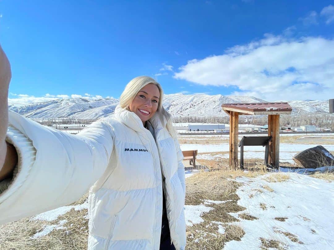 シエラ・ブレア・コイルのインスタグラム：「Today’s adventure was the Morgan Loop...thanks for the recommendation @roadbase 👏🏼」