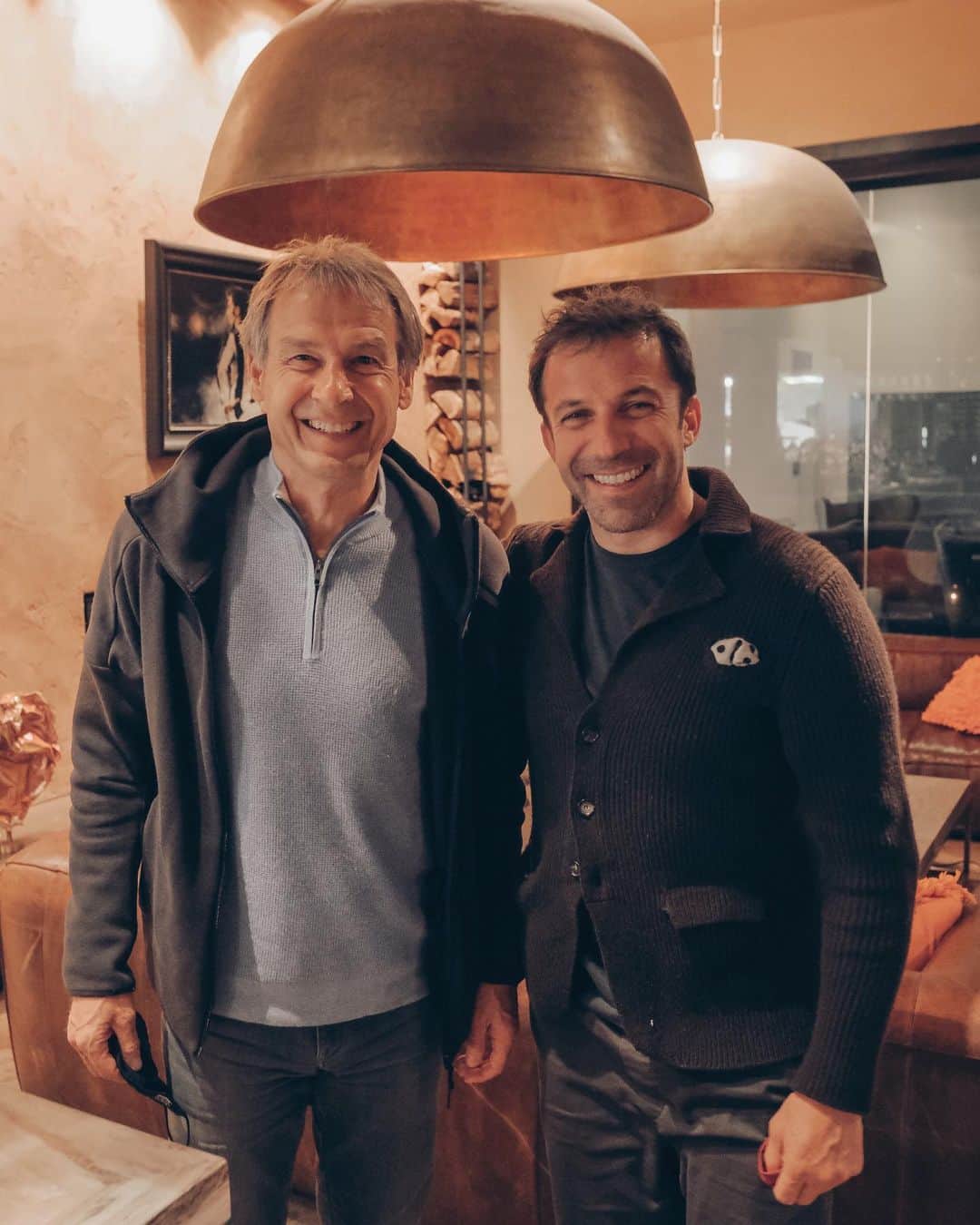 アレッサンドロ・デル・ピエロのインスタグラム：「Special Dinner with @j_klinsmann  •  •  •  @n10losangeles  #losangeles #greatnight」