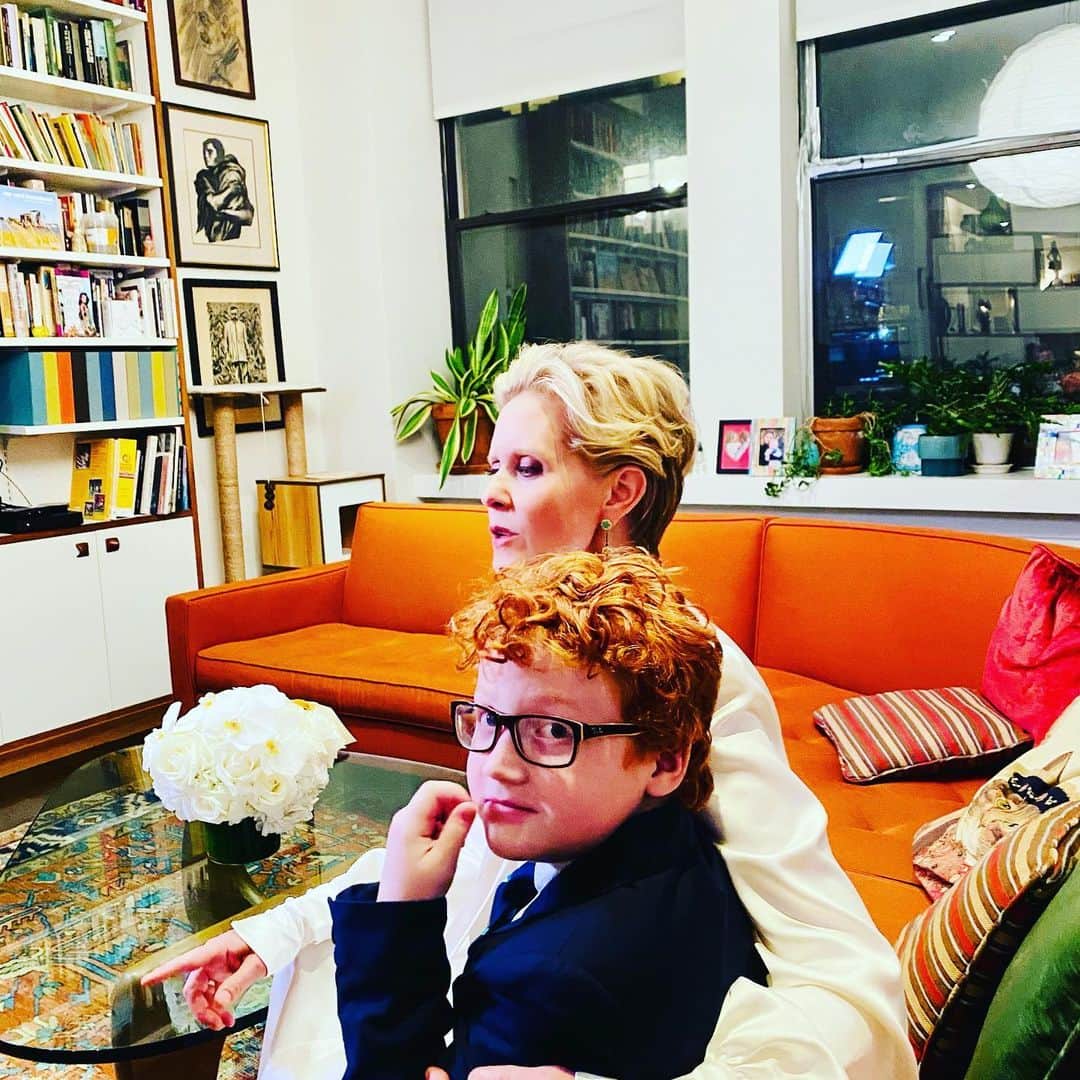 シンシア・ニクソンのインスタグラム：「Me & Max #goldenglobes2021」