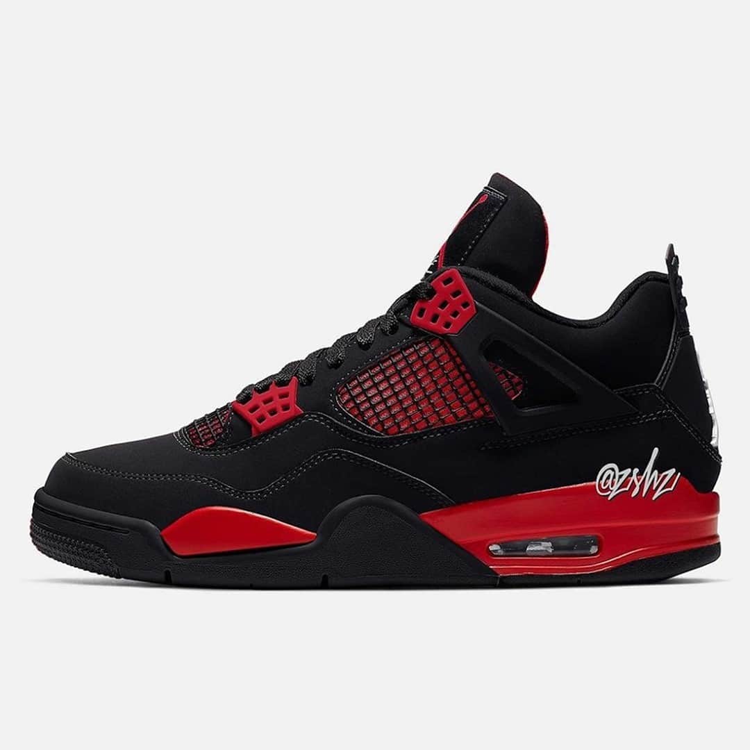 Sneaker Newsさんのインスタグラム写真 - (Sneaker NewsInstagram)「Anytime the Air Jordan 4 appears with black and red, attention is demanded. According to @zsneakerheadz, the "Thunder" color-blocking style will be used for this upcoming Holiday 2021 drop. Tap the link in our bio for more details.」3月1日 6時01分 - sneakernews