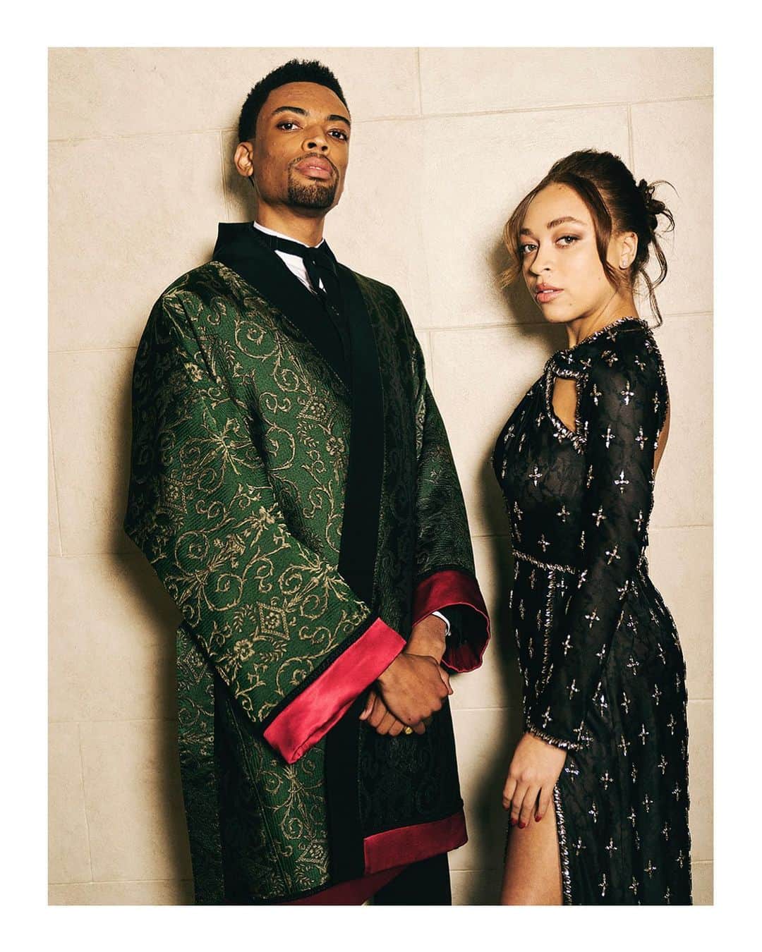 のインスタグラム：「@goldenglobes Ambassadors @satchellee and @sirjacksonlewislee captured moments before the Awards by @joshuakissi both wearing custom #Gucci by @alessandro_michele. #SatchelLee wears a matte floral silk gauze gown with embroidered micro crystal stars and #JacksonLee wears a double breasted New Signoria jacket with satin lapel with a wool mohair vest and trousers, cotton dress shirt, jacquard kimono-inspired jacket with silk trim. #AlessandroMichele #GoldenGlobes」