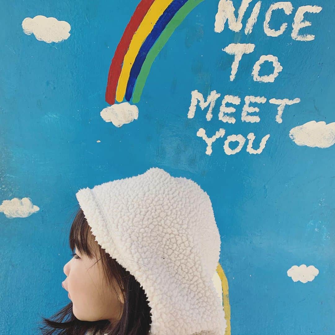 小松美緒のインスタグラム：「3月🌈✨🐛」