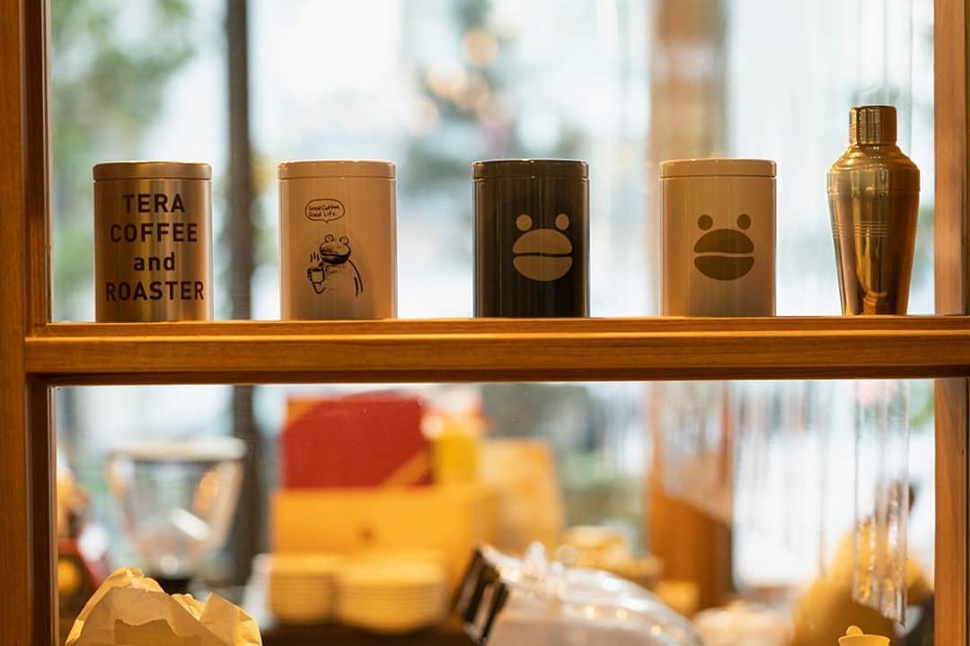Courtyard by Marriott Tokyoのインスタグラム：「Good Coffee Good Life @GGCo 😊 ☕   #日本橋 #銀座 #GGCo #東京駅 #ホテル #東京駅 #京橋グルメ #京橋  #東京 #マリオット#丸の内ol #京橋グルメ #丸の内 #OL #美味しい #tasty #cafe #カフェ #カフェ巡り #カフェ好きな人と繋がりたい #コートヤード東京 #ホワイトチョコレート #whitechocolate #クロワッサン #チョコレート #パン #bread #cafe #coffee#パン屋 #latte #コーヒー #ベーカリー」