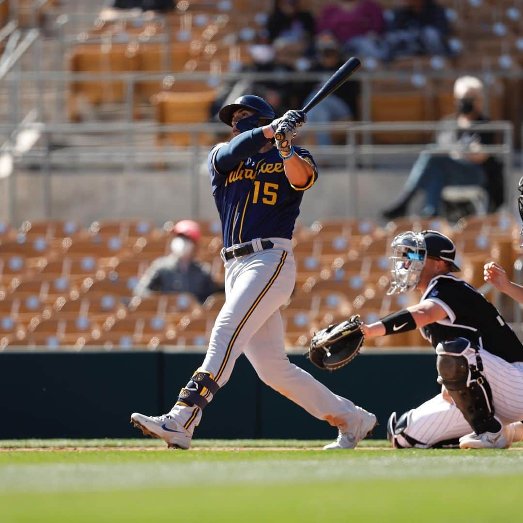 ミルウォーキー・ブルワーズさんのインスタグラム写真 - (ミルウォーキー・ブルワーズInstagram)「Four homers and a win!   The first Spring Training game is in the books. We’re back at it tomorrow.  #CactusCrew」3月1日 9時15分 - brewers