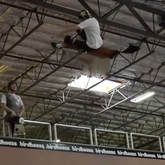 ラカイリミテッドフットウェアのインスタグラム：「@jimmy_wilkins 🚀  Filmed by @katnoaga #Lakai #TheShoesWeSkate」