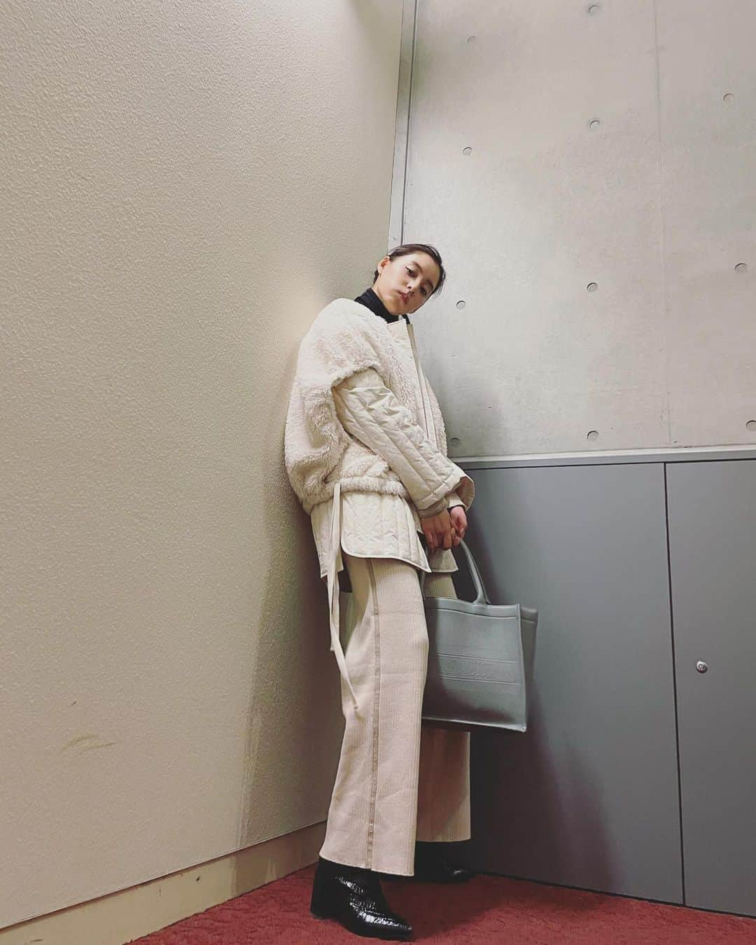 新木優子さんのインスタグラム写真 - (新木優子Instagram)「私服 coat & setup : @clane_official  shoes : @evris_official  bag : @dior  #撮影の時だけマスク外しています🙇🏻‍♀️✨」3月1日 20時38分 - yuuuuukko_