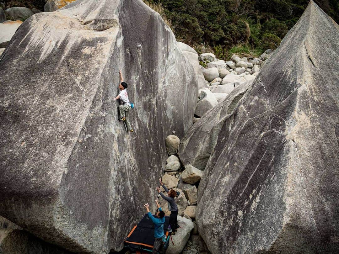 中島徹さんのインスタグラム写真 - (中島徹Instagram)「Gone Days (2020)  climber: @shouichi_nishiwaki  photo: @saruzaemon9  location: Japan」3月1日 20時37分 - saruzaemon9