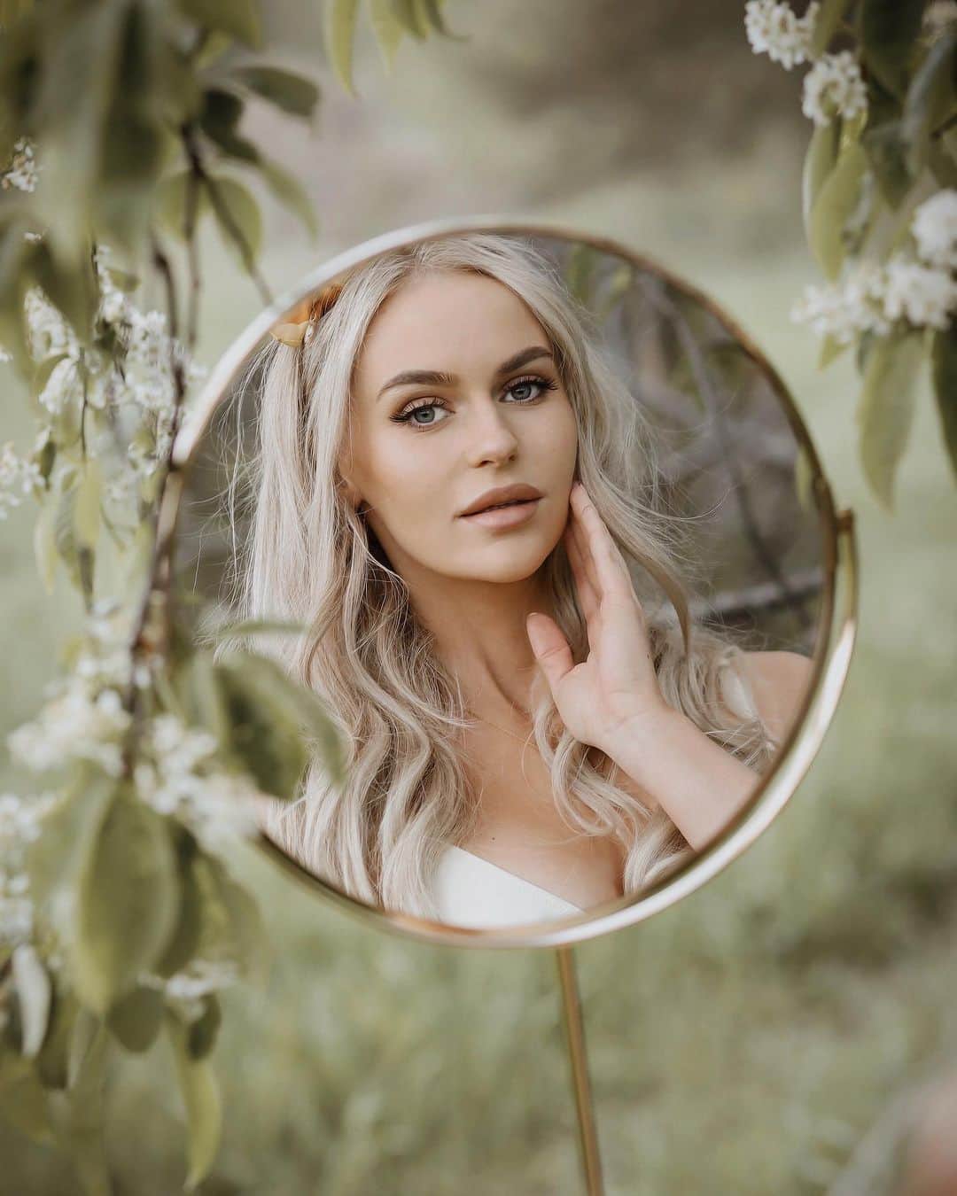 Anna Nyströmのインスタグラム：「🌿」