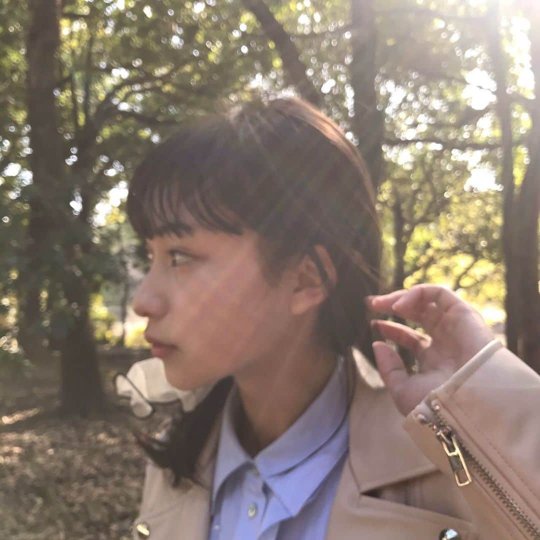 太田雫さんのインスタグラム写真 - (太田雫Instagram)「・ ・ 今日は❕❕ ニコラ4月号発売日~~(๑･̑◡･̑๑)/ ・ ・ 今月号は、5Gの皆さんの卒業号でもあります🌷 ・ ご卒業おめでとうございます！今までありがとうございました☺︎ ・ ぜひぜひゲットしてください~👍🏻 ・ #ニコラ#太田雫 #ニコラ4月号#ニコラ発売日#nicola#他撮り#こもれび」3月1日 19時41分 - _shizukuota