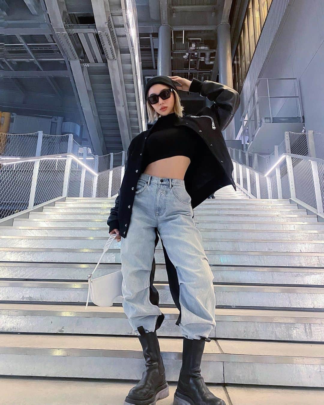 のインスタグラム：「だんだん暖かくなってきたから春服たのしい🥺 ３月もみんなよろしくね❤︎」