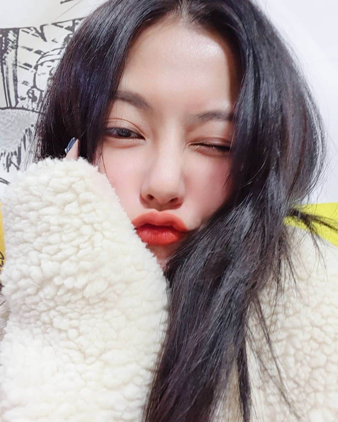 ディのインスタグラム：「히히 기분좋당」