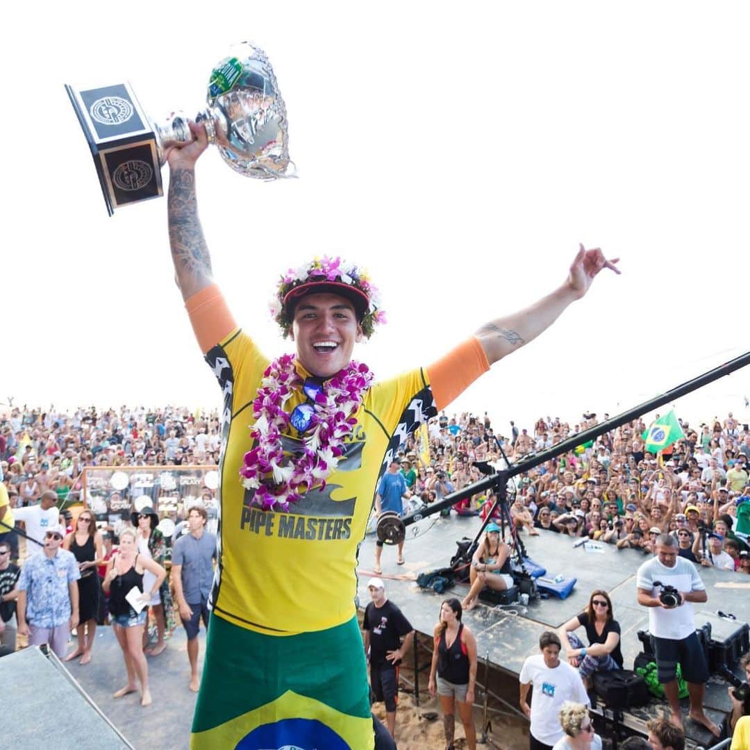 ガブリエル・メディーナのインスタグラム：「Fletch just told me that Rip Curl are sponsoring the WSL Finals and that would be insane because...」