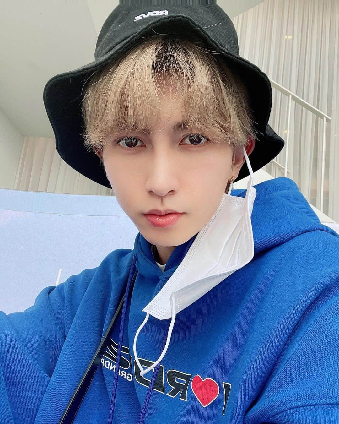 キソプさんのインスタグラム写真 - (キソプInstagram)「3월 시작💙 #KISEOP」3月1日 11時43分 - ki_seop91