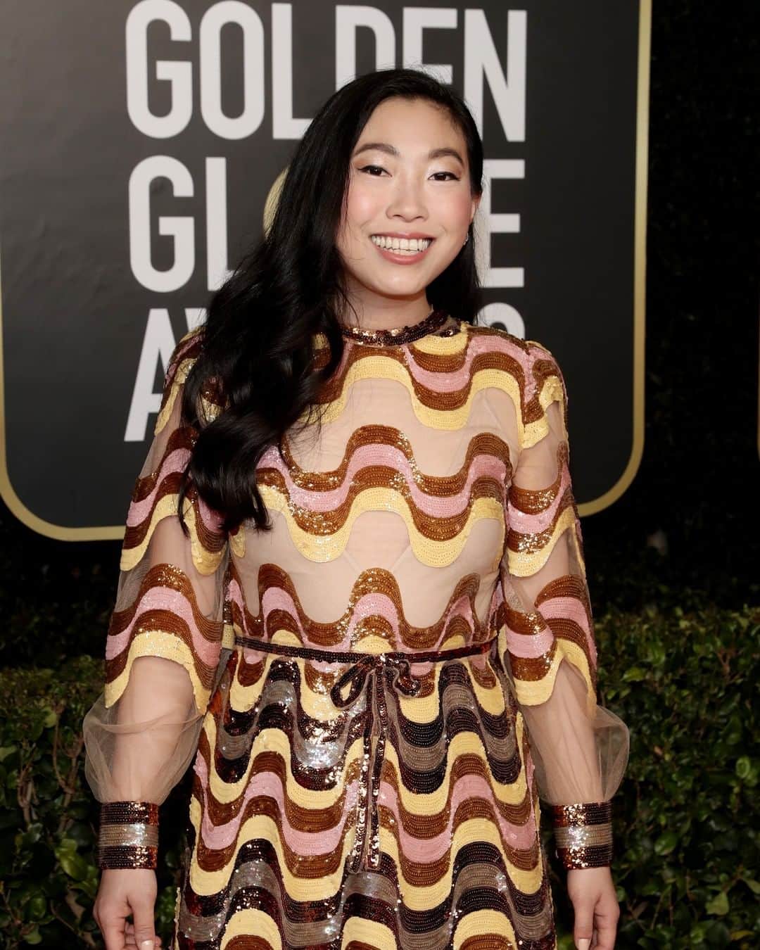 MTVさんのインスタグラム写真 - (MTVInstagram)「Yes, the #GoldenGlobes are almost over but I JUST found this pic of @awkwafina and wanted you to have it xox」3月1日 12時42分 - mtv