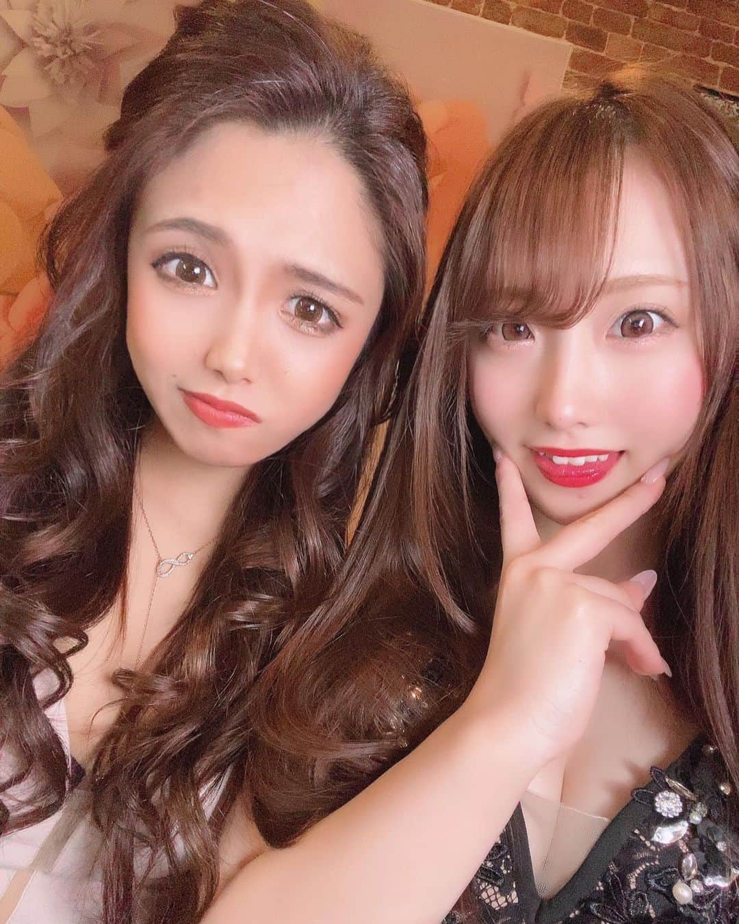 早乙女みれいのインスタグラム：「. . 今日もるな🦭 あと数時間後。笑 . . #福岡#博多#中洲#西中洲#天神 #キャバクラ#キャバ嬢#ラウンジ #ガールズバー#すすきの#歌舞伎町 #錦#ミナミ#北新地#博多美人 #アイドル#グラビア#ハーフモデル #サロモ#AV女優#可愛い #followme #fashion#makeup #gym#workout#model」