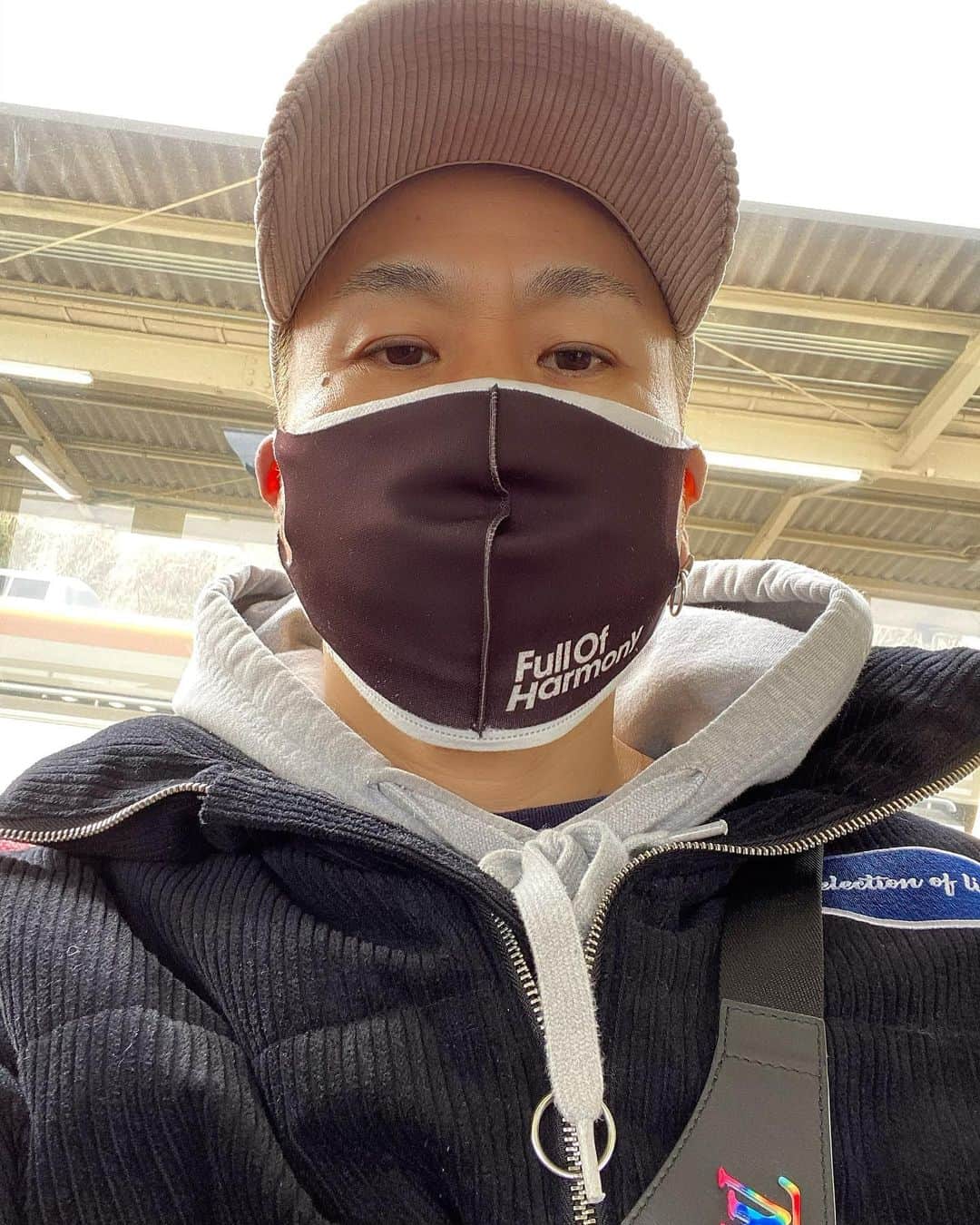 のインスタグラム：「Billboard大阪 1st2nd に来てくれた 皆んなありがとうございました‼︎  声を出しちゃいけないって ルールでしたが... 皆んなの声がよーく聞こえた ひっさびさの大阪タイム満喫でした🙏🏻✨  大阪ありがとう‼︎ また会いましょうね‼︎  #大阪 #billboard」