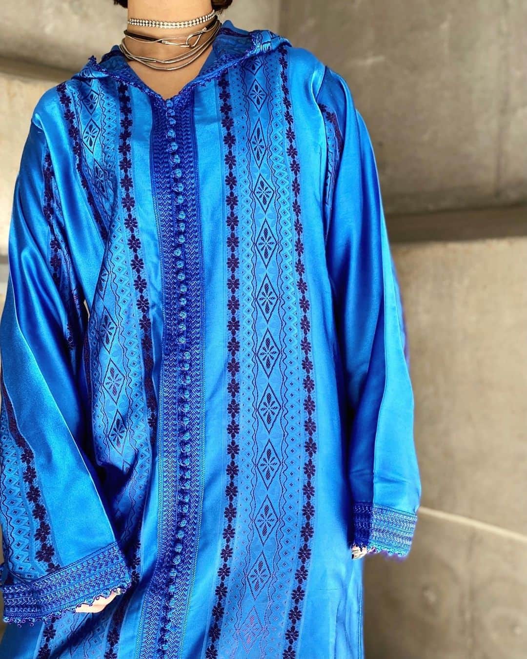 Chief used&vintageのインスタグラム：「3/1(Mon) STORE CLOSED   “1960-70s Blue Satin Kaftan Dress “  オンラインストアにも掲載しております。」