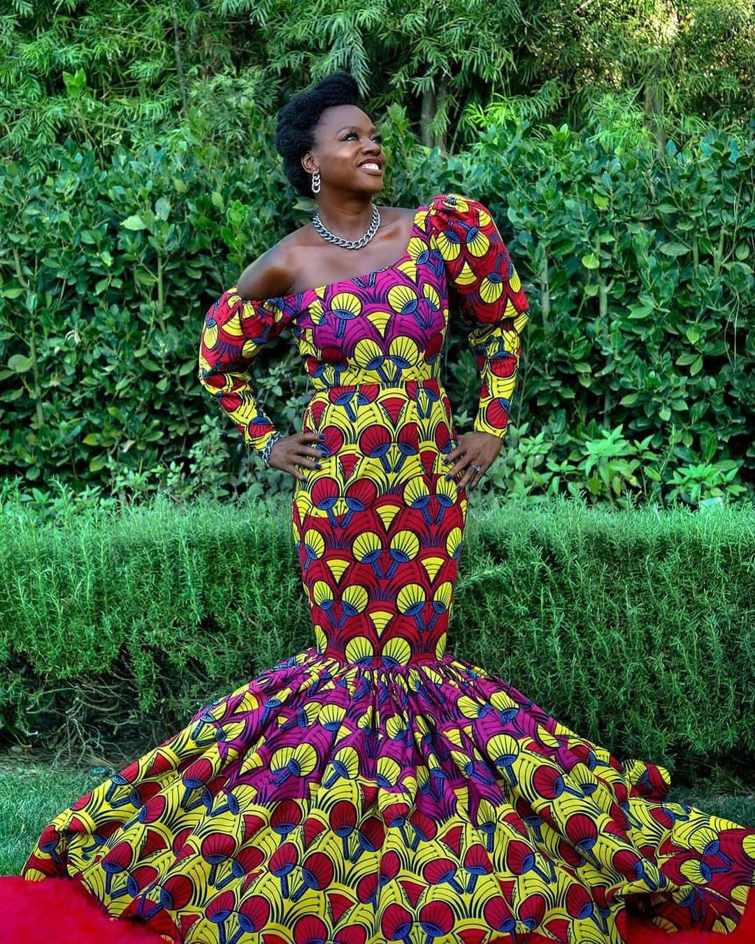 E! Onlineさんのインスタグラム写真 - (E! OnlineInstagram)「We had a caption planned for Viola Davis at the #GoldenGlobes until she left us absolutely speechless. Every star sighting you missed is at the link in our bio. (📷: @violadavis/@shamarbenoitphotography)」3月1日 14時01分 - enews