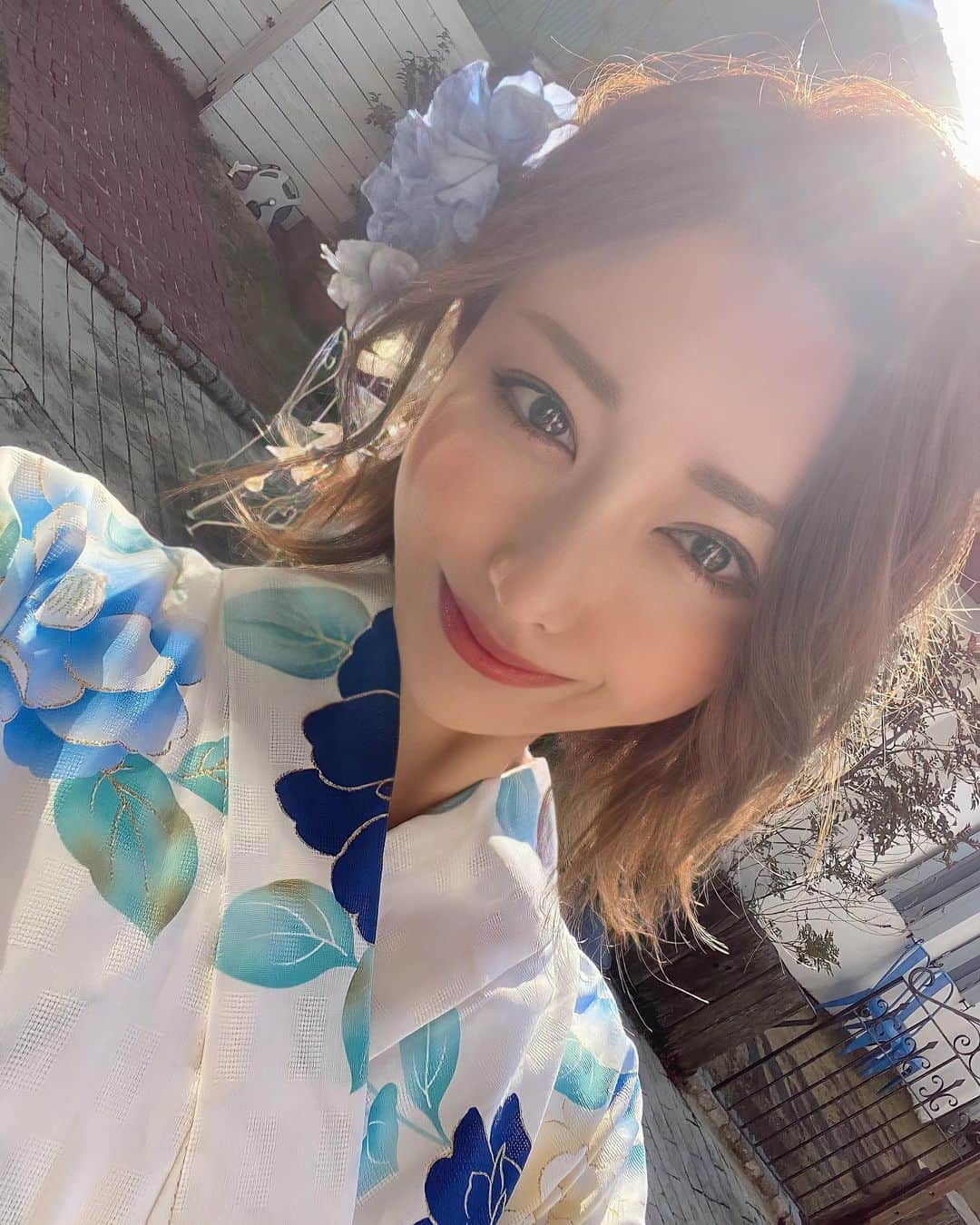 のインスタグラム：「今年はこの @dress_sugar さんの浴衣着てどこか行ける 状況になりますように🥺✨  青が好き😘  #ソウメイガール﻿ #ソウメイ﻿ #シュガー浴衣﻿ #シュガードレス﻿ #soumei﻿ #soumeijapan﻿ #関西コレクション﻿ #kansaicollection﻿ #ノンアルキャバ嬢#メイサ#ビジョビ #六本木#銀座#祇園#錦#北新地#中洲#ススキノ」