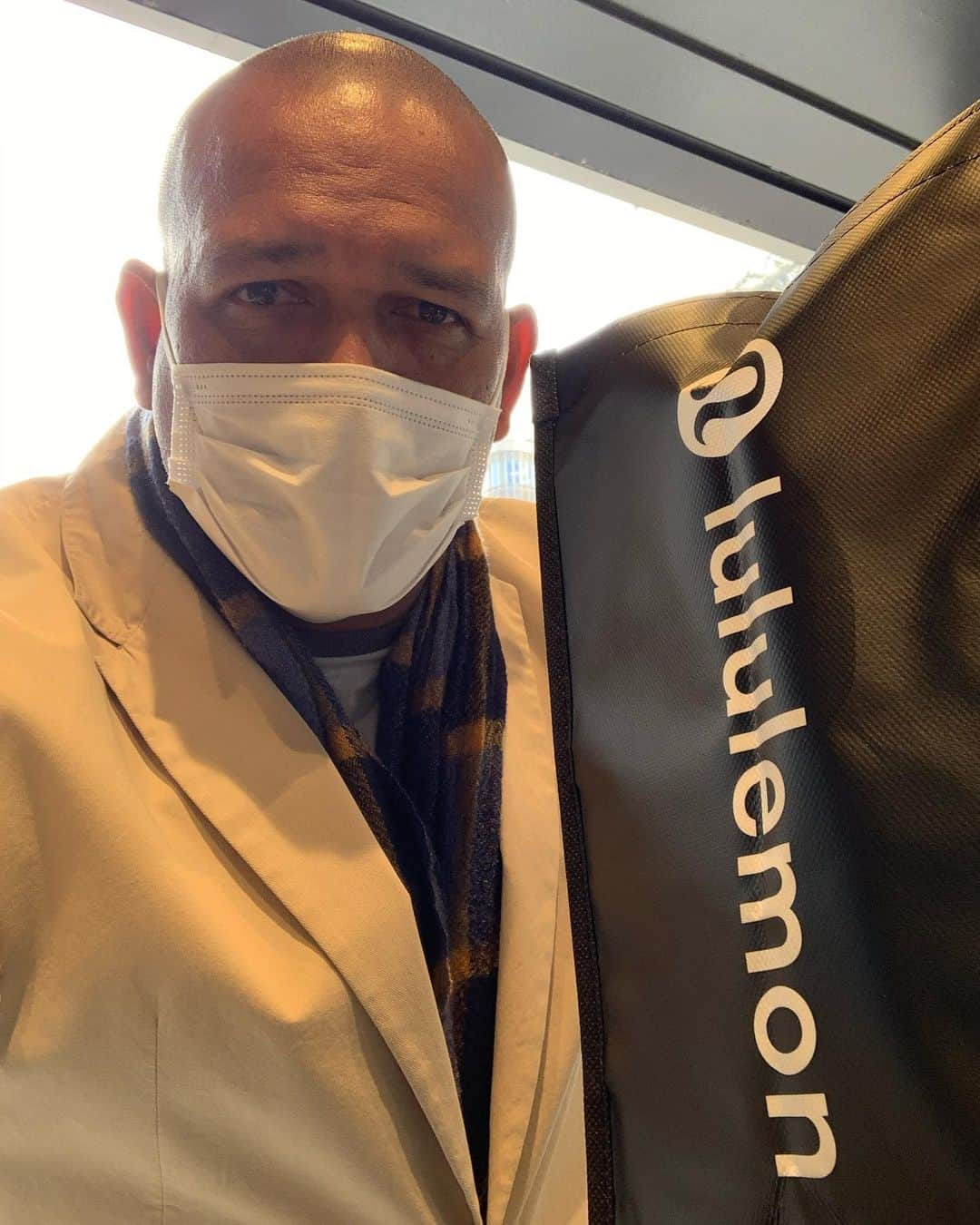 アレックス・ラミレスさんのインスタグラム写真 - (アレックス・ラミレスInstagram)「Have a wonderful day my people! #staysafe #staypositive #lululemon」3月1日 14時18分 - ramichan3