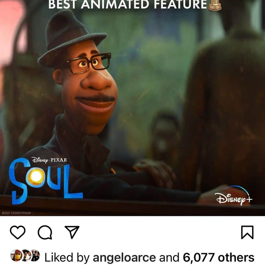 ジェイミー・フォックスさんのインスタグラム写真 - (ジェイミー・フォックスInstagram)「I am super excited and humbled… To receive A Golden Globes for best animated feature and best original score. there’s no way to describe how great it feels to be the first African-American lead in a Pixar film and to be acknowledged by the Hollywood foreign press!!!... with almost 2,000,000,000 streams and counting… @pixarsoul has not only been ground breaking… But also entertaining and thought-provoking… an instant classic for all ages to enjoy and  and artistically dissect... Big thanks to @petedocter @powerkeni and Dana Leigh Murray what a wonderful ride! And last but not least thank you to the fans!!!! #swipeleft」3月1日 16時29分 - iamjamiefoxx