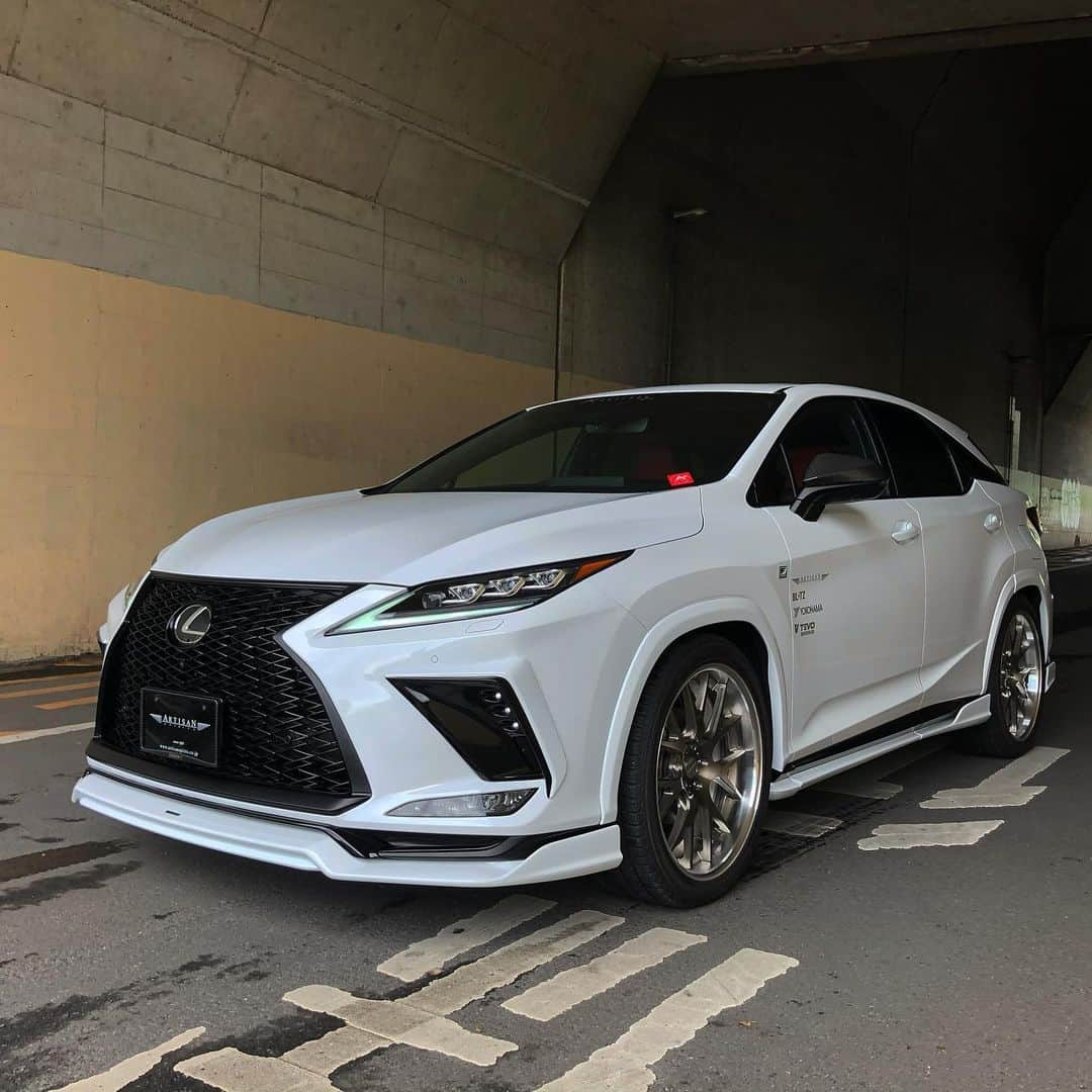 Spirits Artisanさんのインスタグラム写真 - (Spirits ArtisanInstagram)「Lexus RX Fsport  Bodykit：Artisan spirits/// Sportsline blacklabel  www.artisanspirits.co.jp #artisanspirits #artisan #lexus #レクサス #レクサスrx #レクサスrx300#レクサスrx450h #lexusrx #lexusrx450h #rx #rx300#rx450h #lexusfsport #rxfsport  #evasivemotorsports #butlertire #jworksunlimited #premierautowerkz #suvproject #kanooperformance #car_life_staff #トラウム #車庫小舗 #nigeljdmparts#advancedautoperformance  #ottoautoservice #mr__lexus #jacksonwang #lexuscustom #experienceamazing」3月1日 16時31分 - artisan_spirits