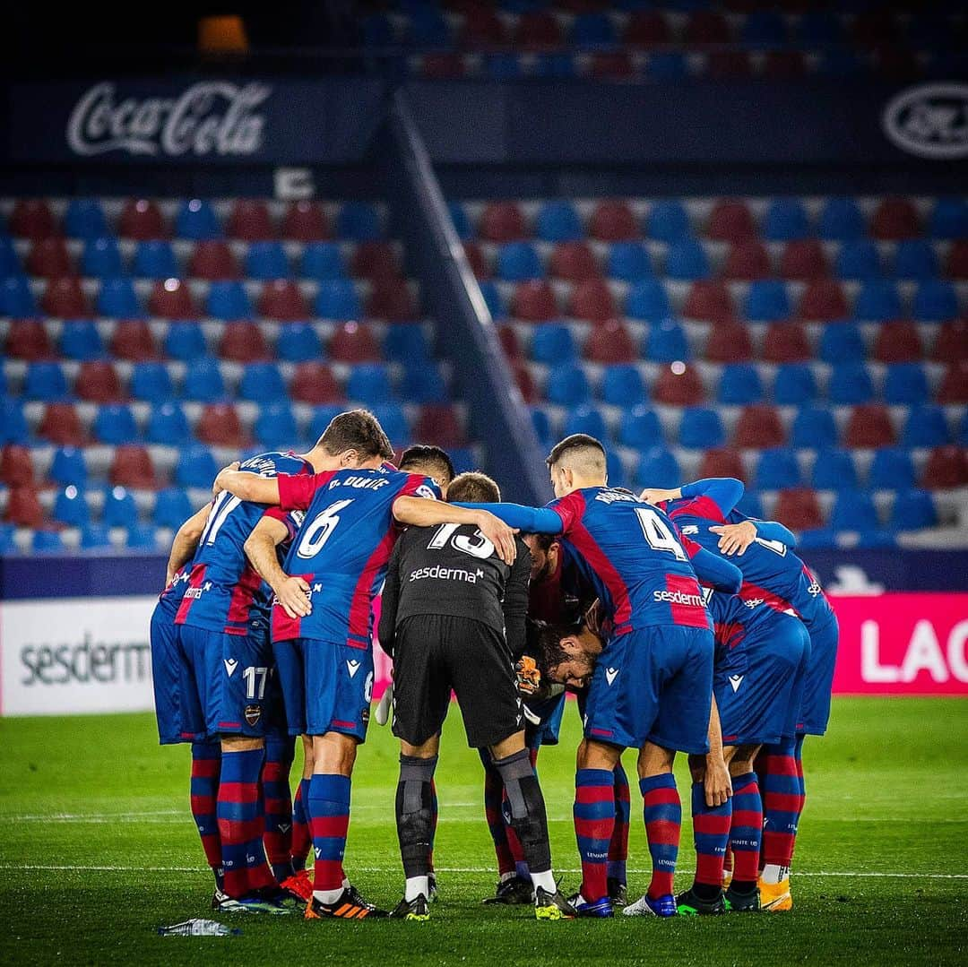 レバンテUDさんのインスタグラム写真 - (レバンテUDInstagram)「Week 🔛👊  #CopaDelRey  #LevanteAthletic  #SoñandoLoImposible」3月1日 16時55分 - levanteud